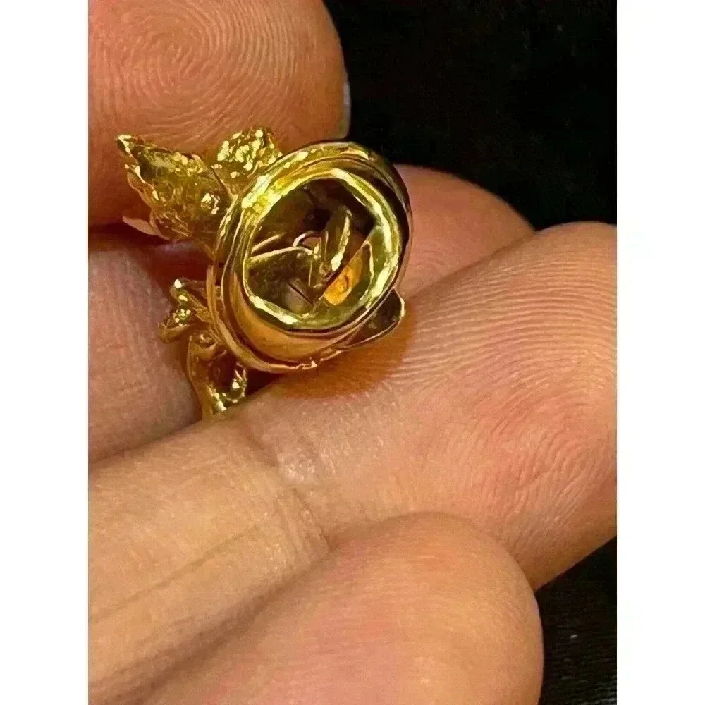 Vintage Heavenly Angel Gold Tone Enamel Lapel‎ Pin (GW6)